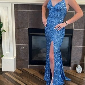Sherri hill prom dress